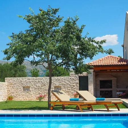 Antonija Heated Private Pool, Near Dubrovnik,8plus 2 P Ideal For Families And Groups Villa